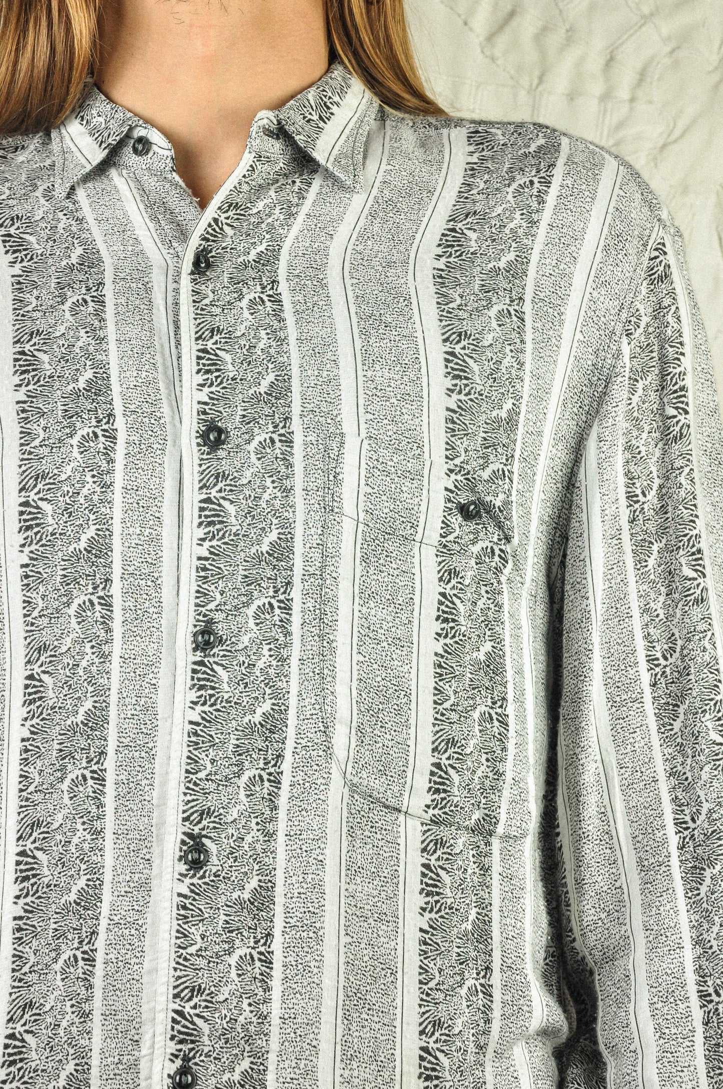 VINTAGE 90's COTTON ABSTRACT STRIPES LONG SLEEVE SHIRT